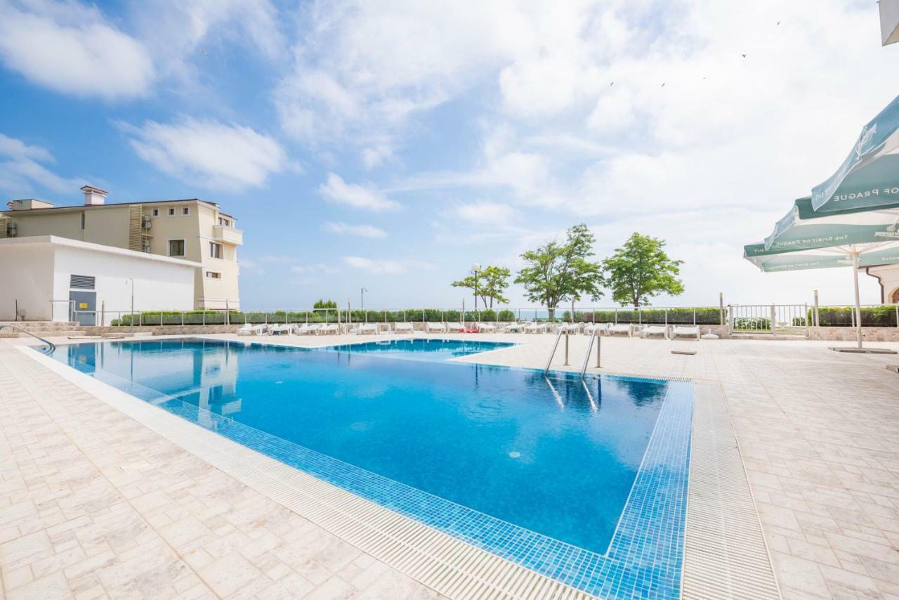 Balchik Sea View Apartments In Princess Residence Εξωτερικό φωτογραφία